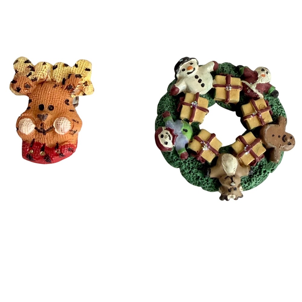 Christmas Brooch's Multicolor Wreath Reindeer Resin Holiday Whimsical Retro VTG
